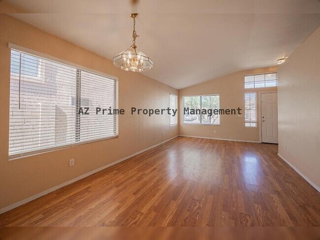 Building Photo - 3729 W Pleasant Ln