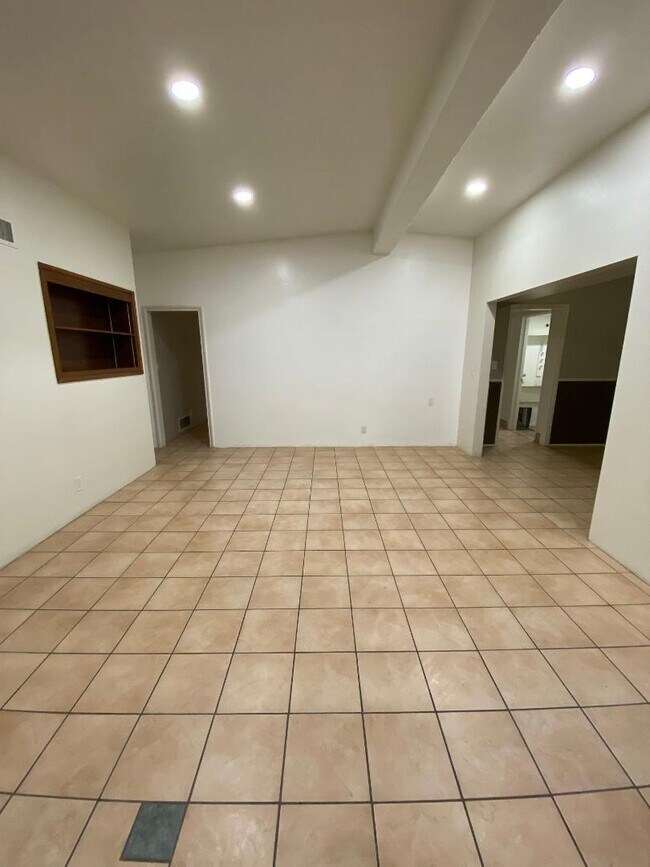 Foto del edificio - 2315 E Glenn St