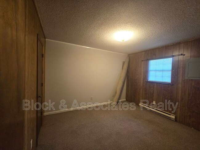 Building Photo - 208 Julian Ave