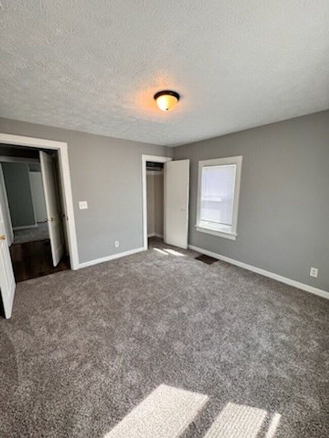 Foto del edificio - New Listing!!!