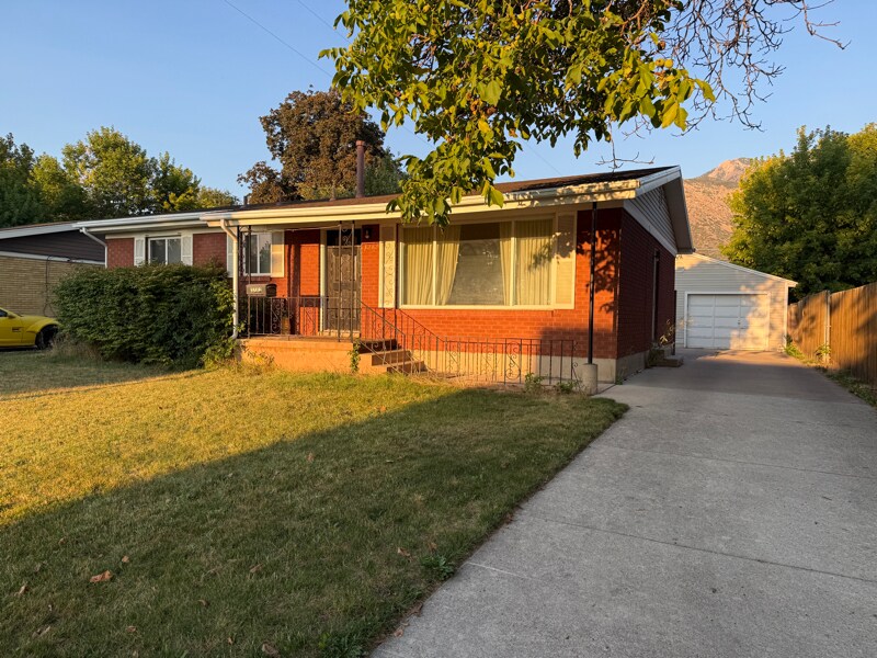 Foto principal - 3242 Liberty Ave