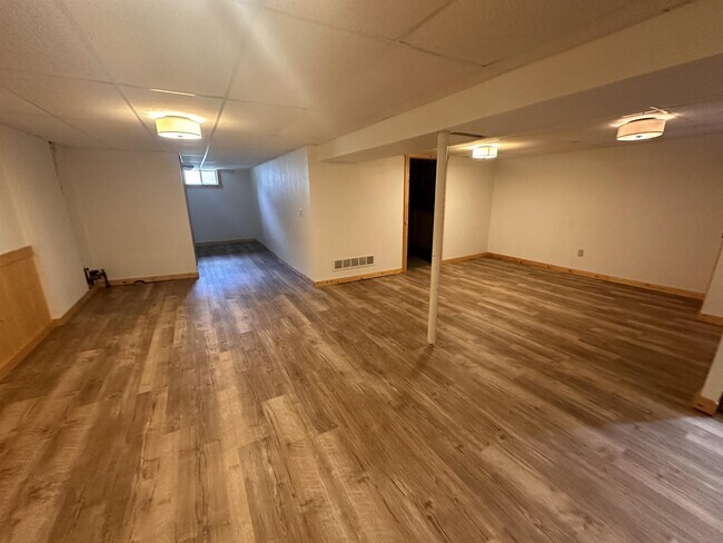 Foto del edificio - 1710 Scenic View Dr