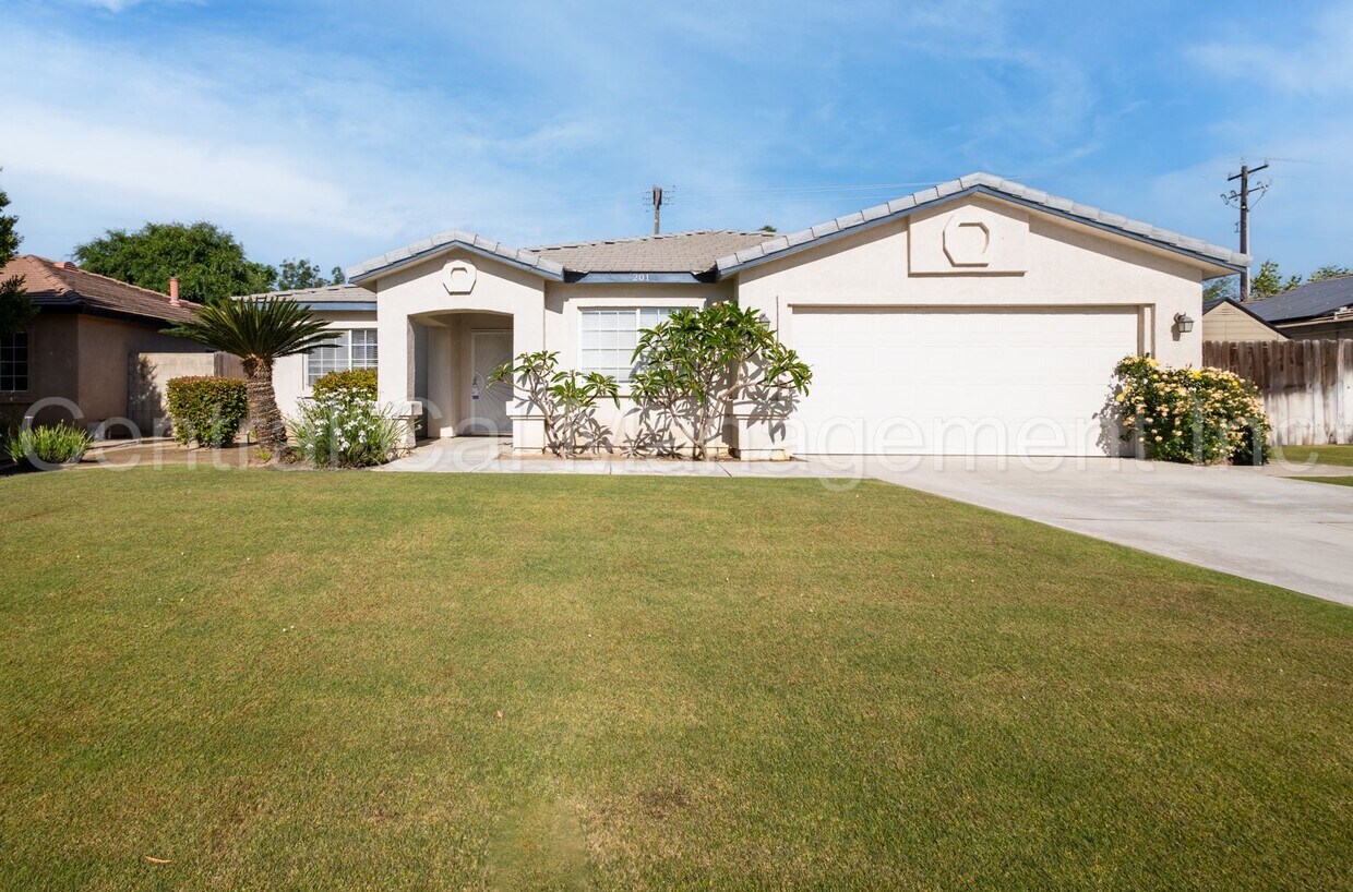 Primary Photo - 3 Bedroom, 2 Bath Home with Office and Sol...