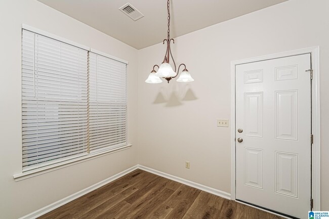 Building Photo - 1128 Avalon Dr