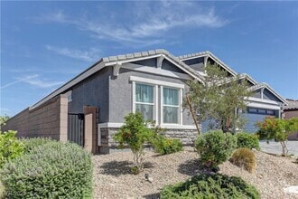 Building Photo - 6390 Montrose Park Ct