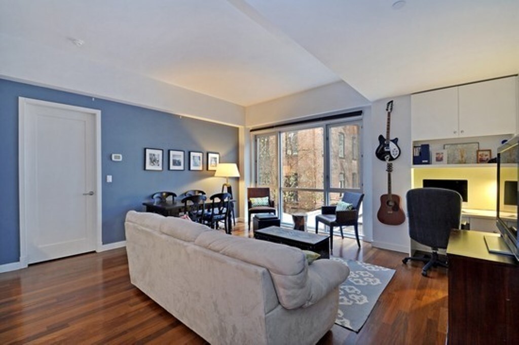 Sala de estar - 125 N 10th St