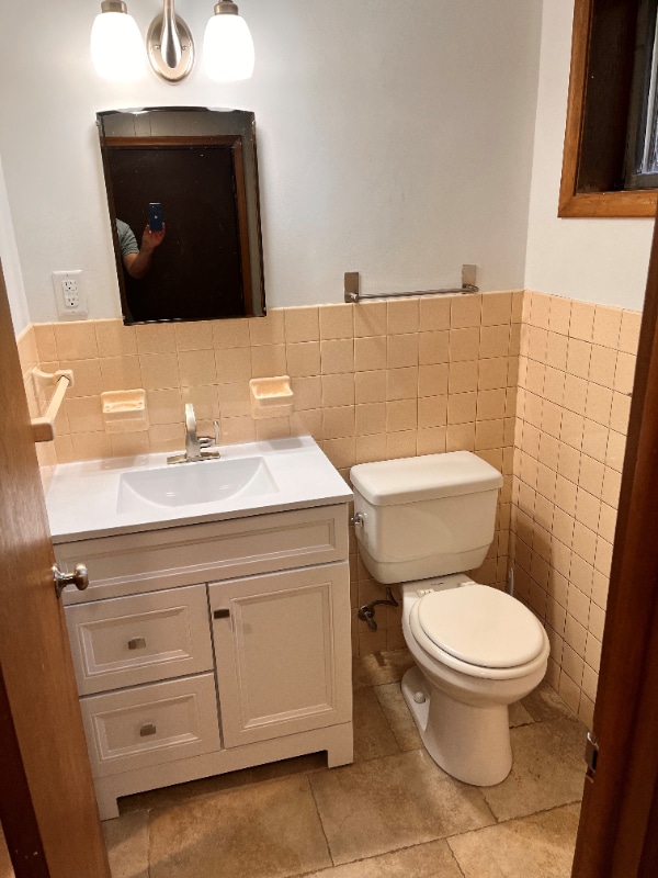 Building Photo - 6110 France Ave S