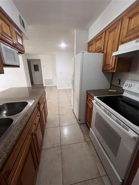 Foto del edificio - 226 Thorntree Pl