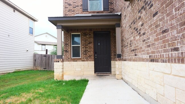 Building Photo - Stunning 4BR House in San Antonio