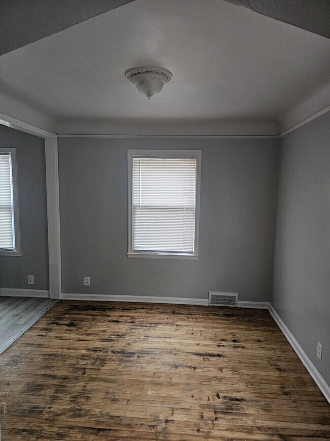 Foto del edificio - 5766 Bluehill St