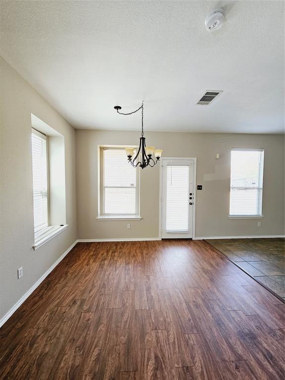 Building Photo - 789 Covent Dr