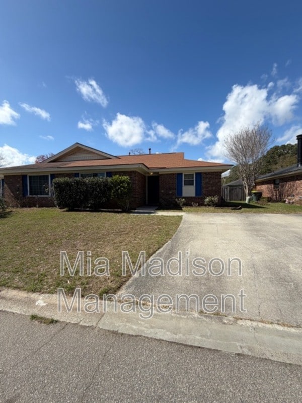 Foto del edificio - 11 Peach Ct