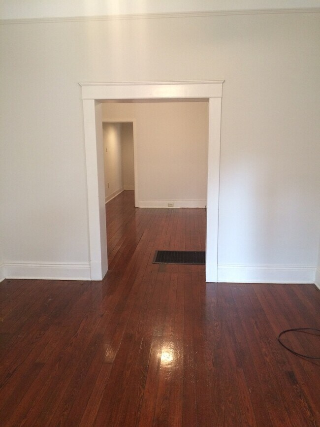 Foto del edificio - 1218 Joseph St. Upper