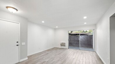 Building Photo - 7932 Mission Center Ct