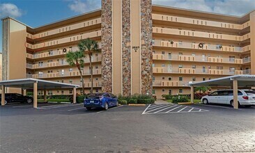 Building Photo - 3640 Ironwood Cir