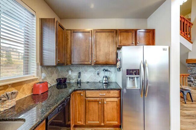 Foto del edificio - 103 Summit Point Ln