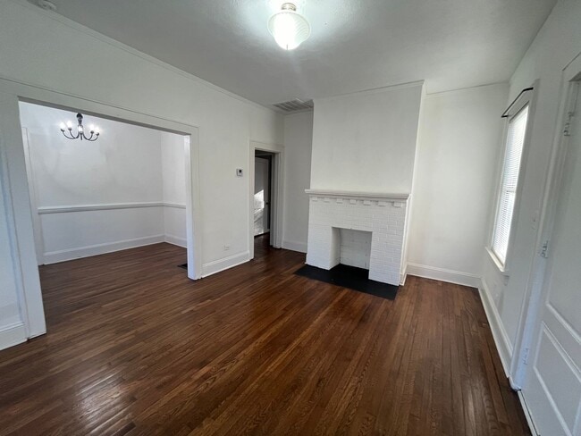 Building Photo - 3 Bedrooms, 2 Bathrooms - Home in North Rome!