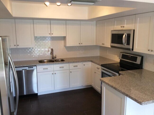Kitchen - 201 SW 1st St