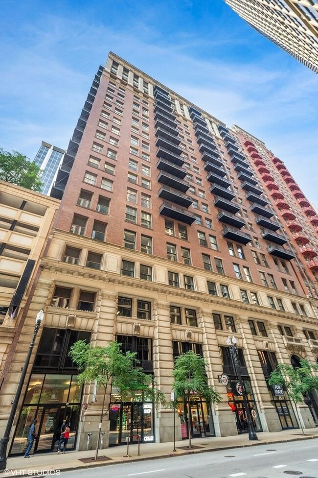 Building Photo - 212 W Washington St