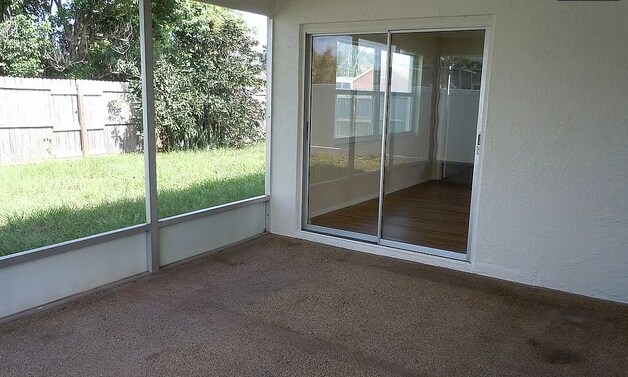 Foto del edificio - 9641 Morehead Ln
