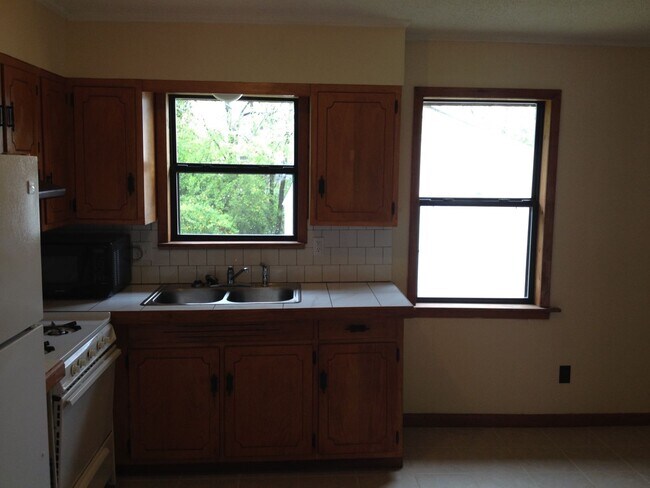 Foto del edificio - 719 MLK Jr Circle