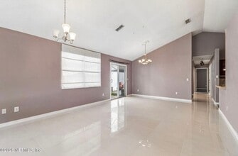 Building Photo - 5065 Knightsbridge Cir N