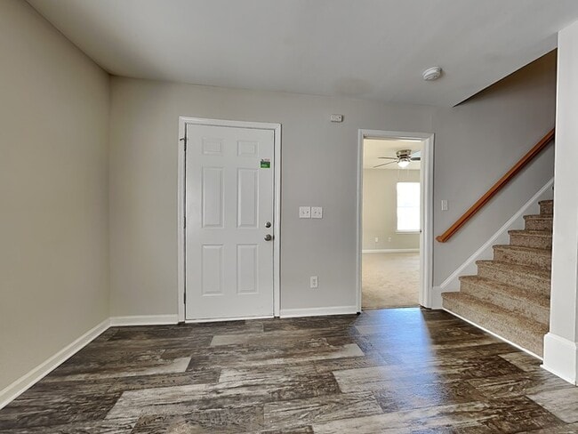 Building Photo - 1606 Allenbrook Dr