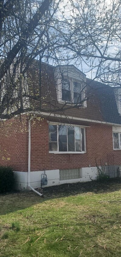 Primary Photo - 200 Baldwin Ave