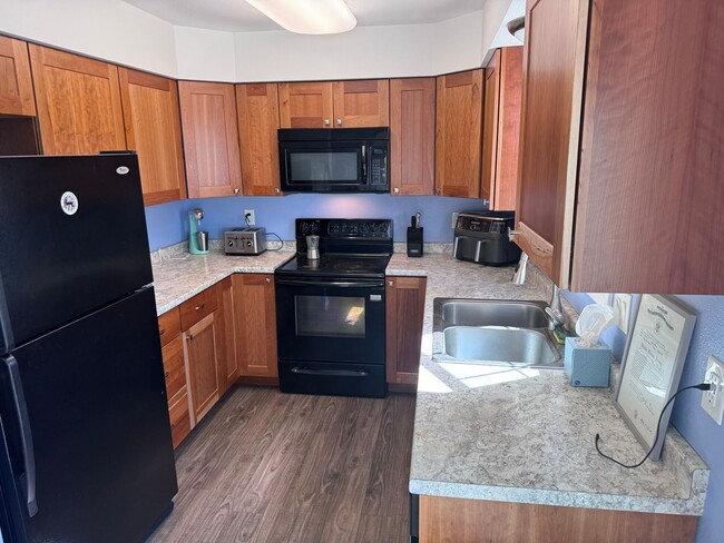 Foto del edificio - Newly Remodeled 2 Bed, 1 Bath In Town!