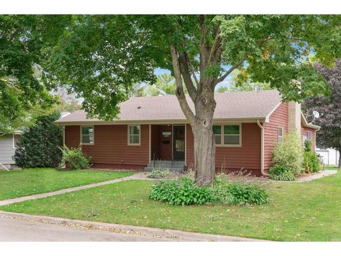 Primary Photo - Beautiful Ranch Style 3BR 2BA Home in Milaca