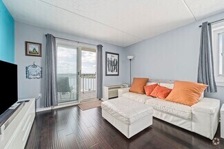 Building Photo - 200 Cove Way