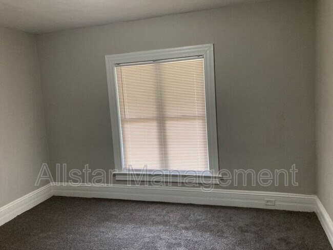 Foto del edificio - 875 E 154th St