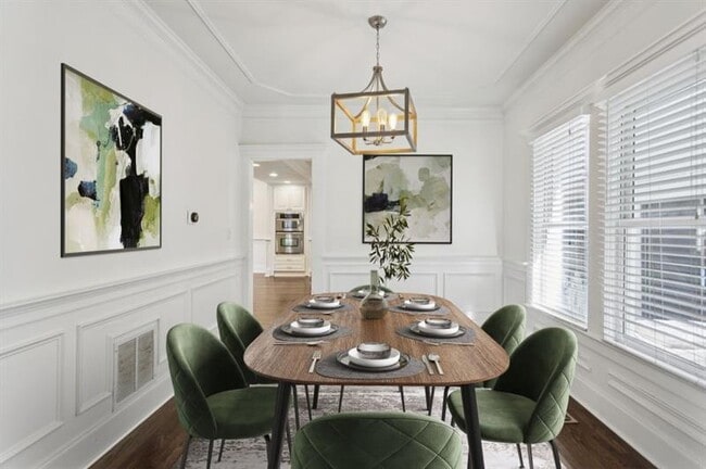 Foto del edificio - 546 Highland Ave NE