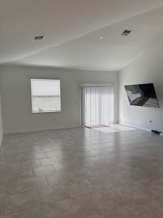 Foto del edificio - FOR RENT  THE PARKS AT EDGEWATER!