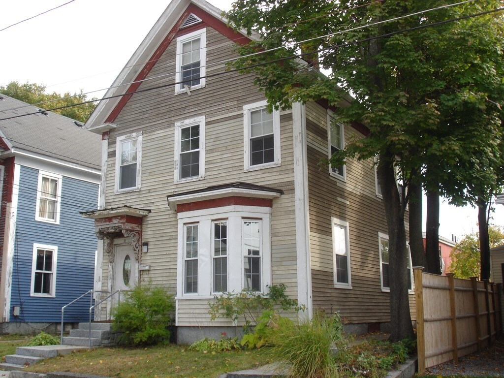 11 Pleasant St Unit 1, Ayer, MA 01432 Room for Rent in Ayer, MA