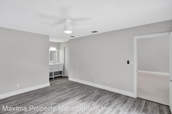 Building Photo - 3 br, 2 bath House - 10130 NW 32nd St