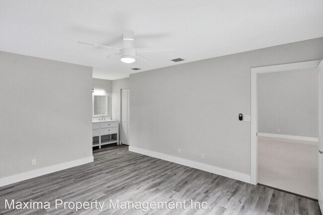 Foto del edificio - 3 br, 2 bath House - 10130 NW 32nd St