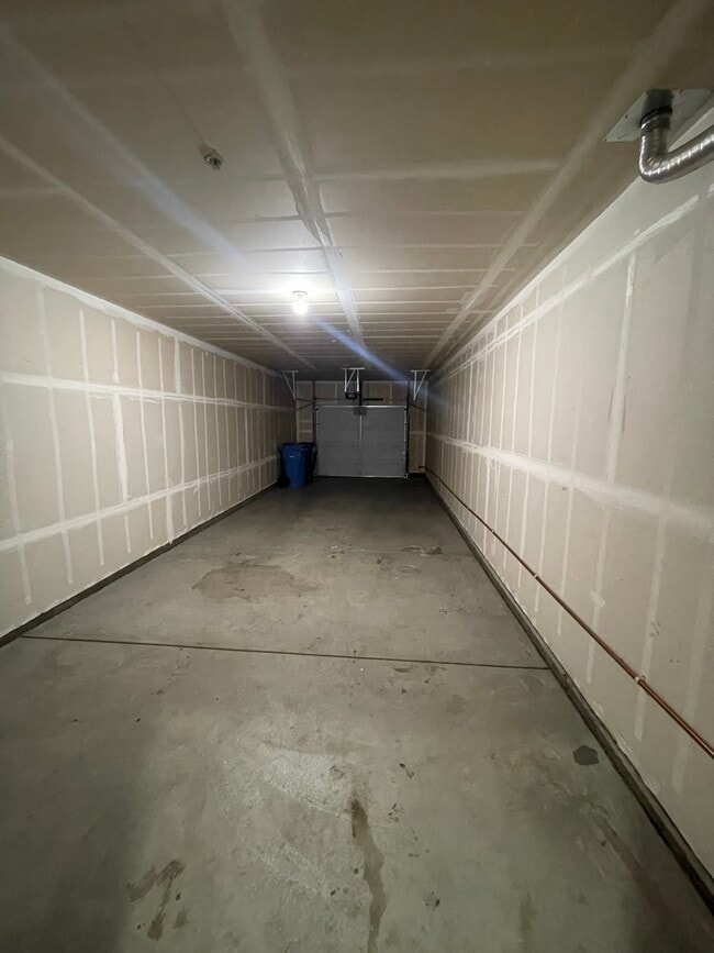 Tandem Two Car Garage - Tapestry at Silverwood