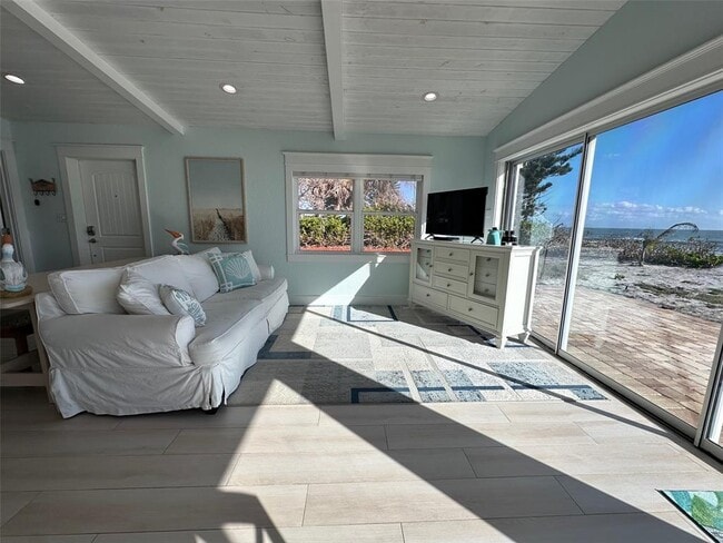 Building Photo - 5 Park Ave