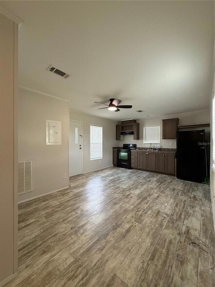 Building Photo - 37412 Carringer Rd