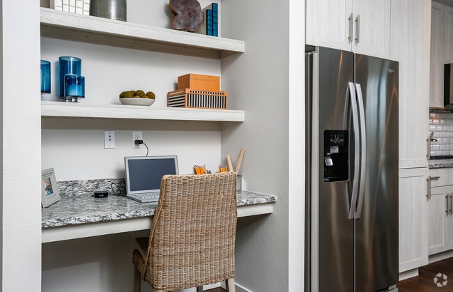 Interior Photo - Bell Trelago