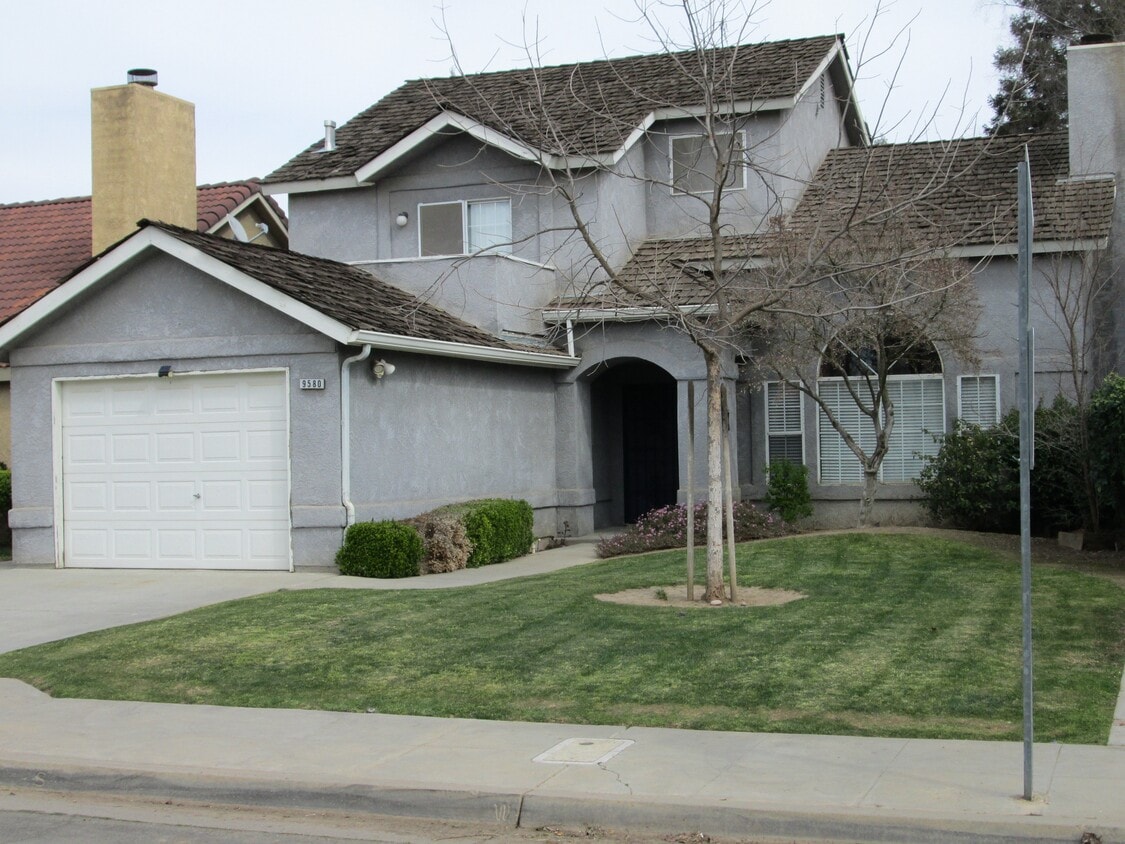 9580 N 10th St, Fresno, CA 93720 House Rental in Fresno, CA