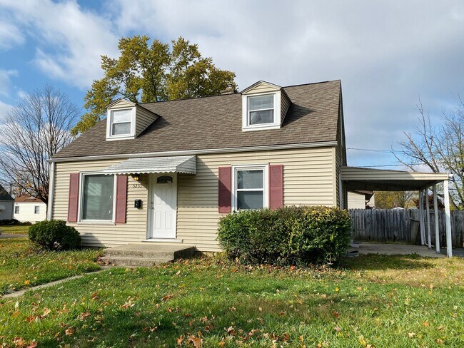 Building Photo - Inviting 3BR Cape Cod Home for Rent in Nor...