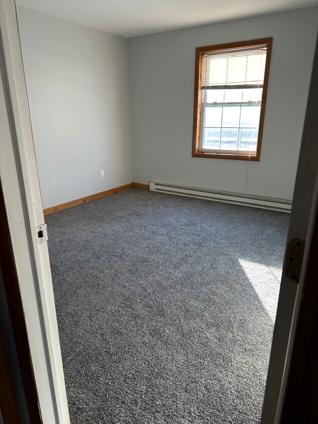 Building Photo - 15 LLC-77 Sailly Avenue