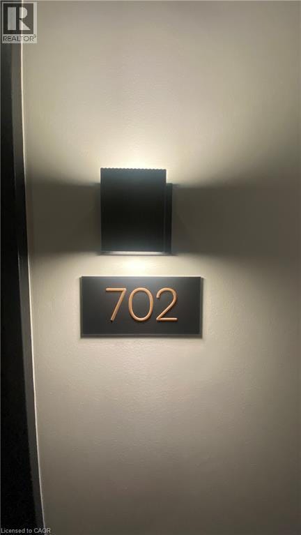 Building Photo - 181 King St S