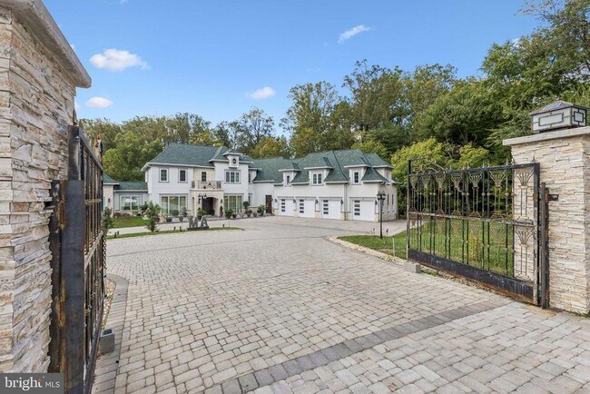 Foto del edificio - 855 Dolley Madison Blvd