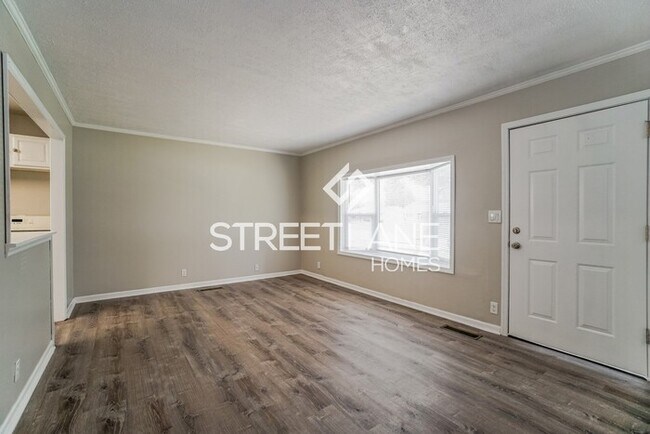 Building Photo - Charming 3 bedroom home in Reynoldsburg!