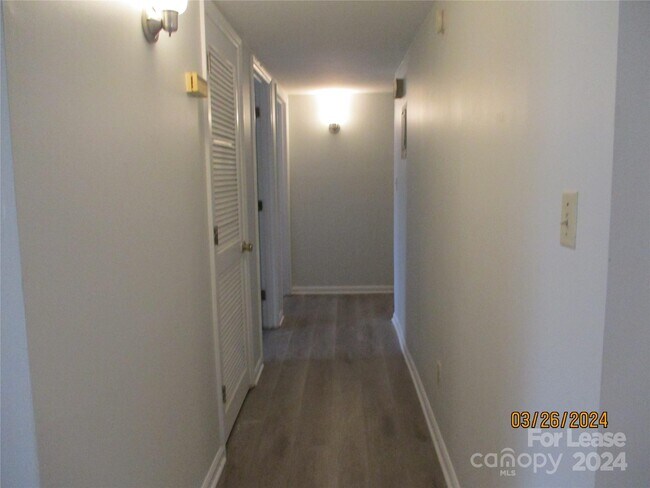 Foto del edificio - 120 Briarcliff Dr