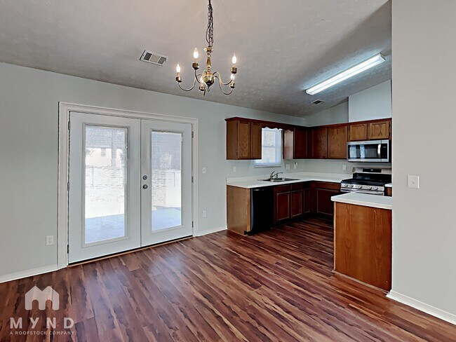 Foto del edificio - 6454 Eastbriar Dr