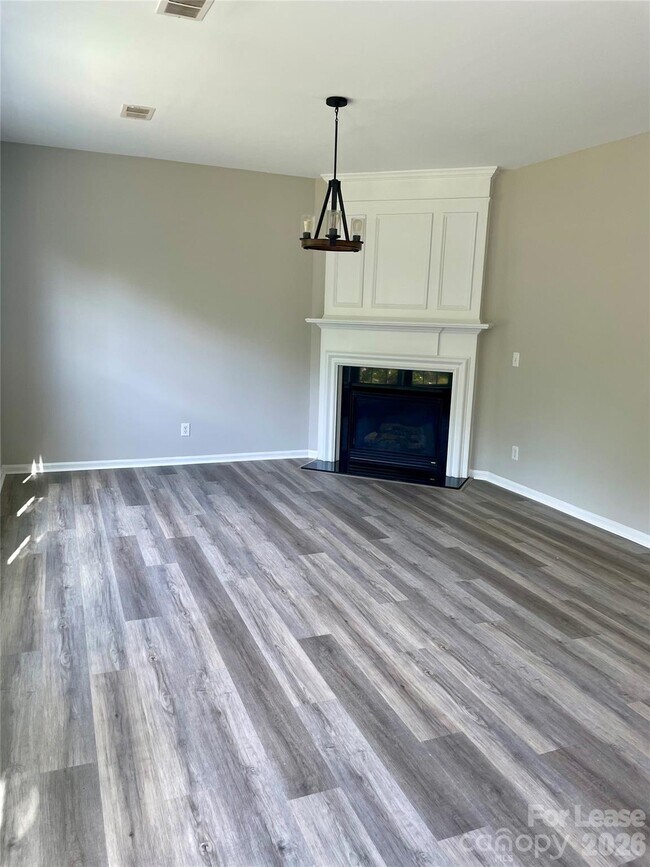 Building Photo - 7856 Lamington Dr